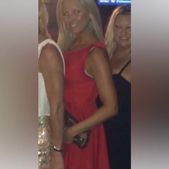 Louis Vuitton Eva Crossbody LV shopping bag and receipt provided. Leather strap - Picture 10 of 10